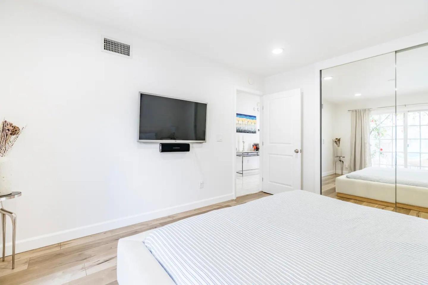 New Luxury Entertaining House With Pool Spa Sauna Tesla Charger Pets Los Angeles Kültér fotó